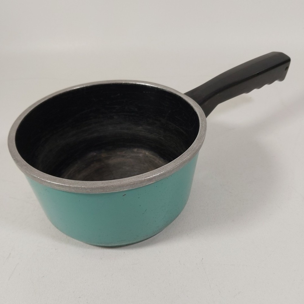 Vintage Club Aluminum‎ Sauce Pan Blue